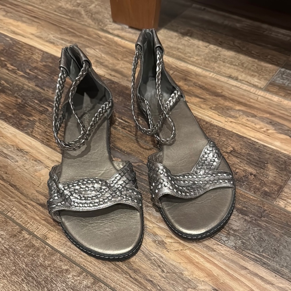 Brighton Silver Braided Women's Sandals zip heel size 9
